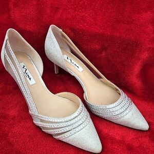 Nina Silver Glitter and Jewel Formal-Evening Heels-Size 8.5